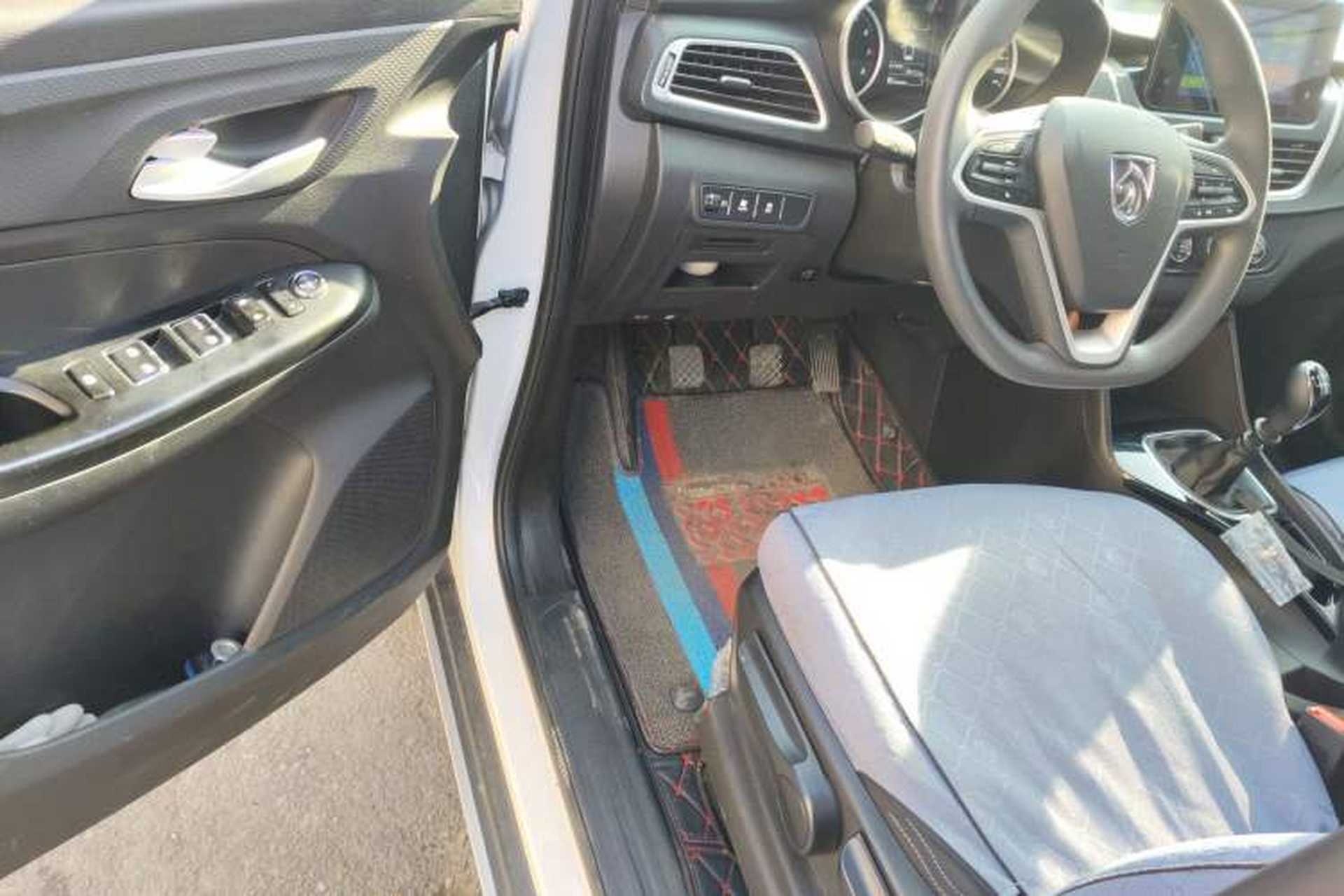 Used Baojun 730 2021 1.5T Manual Fashion Version 7 Seats Driver Seat