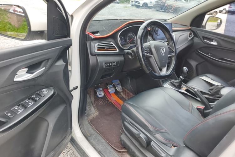 Used Baojun 730 2021 1.5T Manual Fashion Version 7 Seats Driver Seat