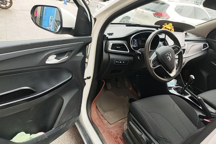 Used Baojun 730 2021 1.5L Manual Fashion Version 7 Seats Driver Seat