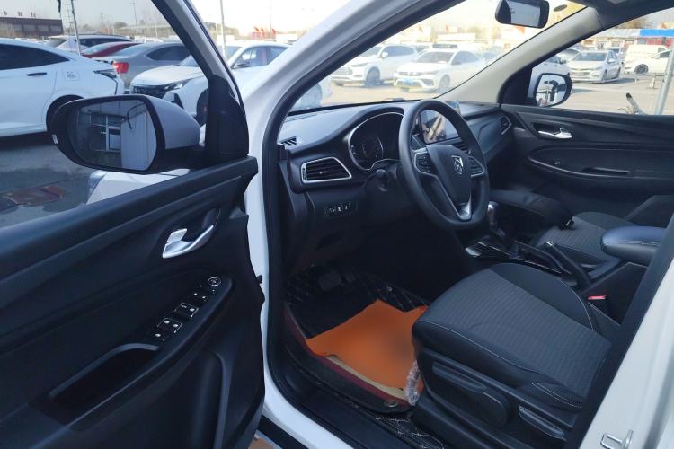 Used Baojun 730 2021 1.5T CVT Fashion Version 7 Seats Driver Seat
