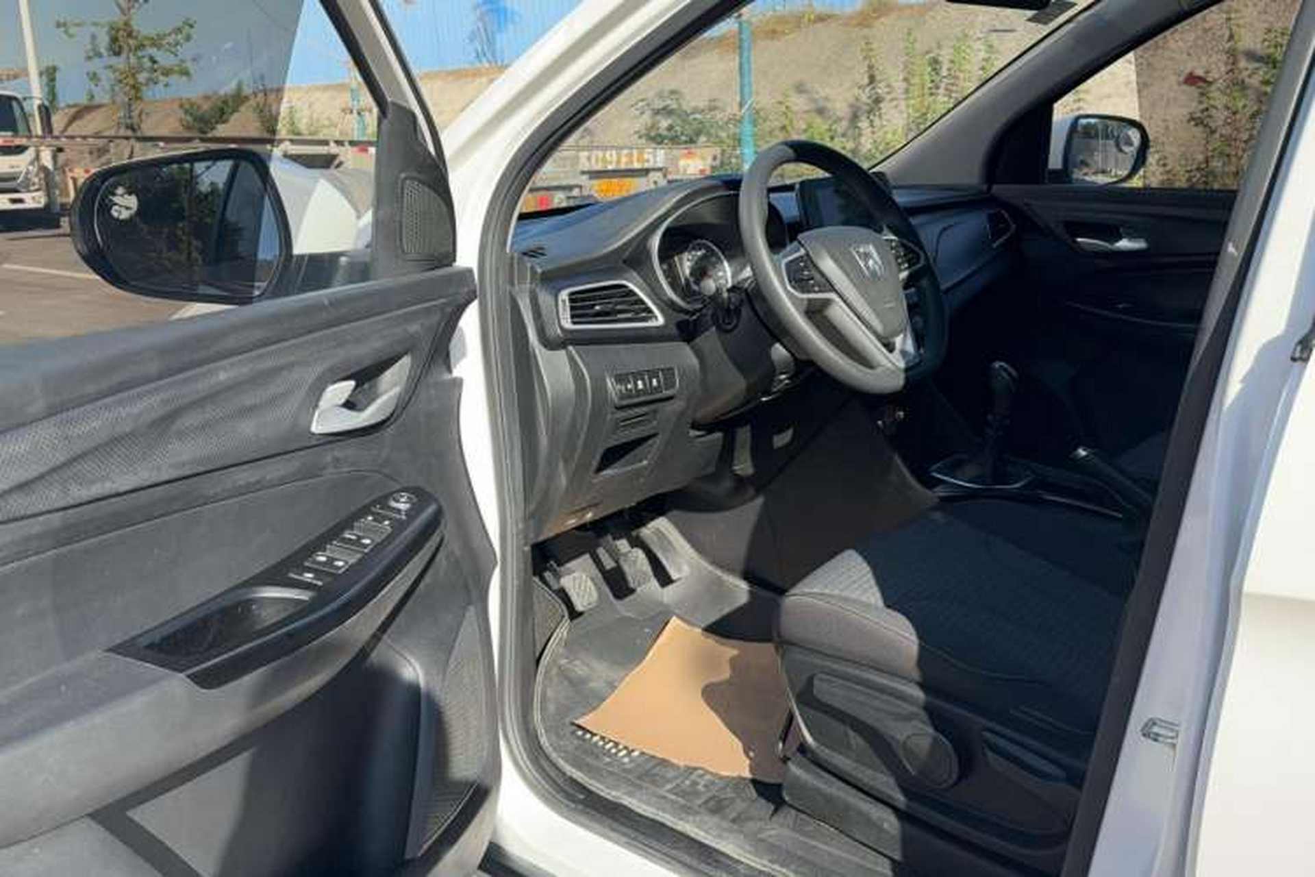 Used Baojun 730 2021 1.5T Manual Fashion Version 7 Seats Driver Seat