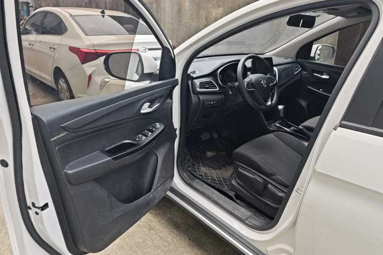 Used Baojun 730 2021 1.5T CVT Fashion Version 7 Seats Driver Seat