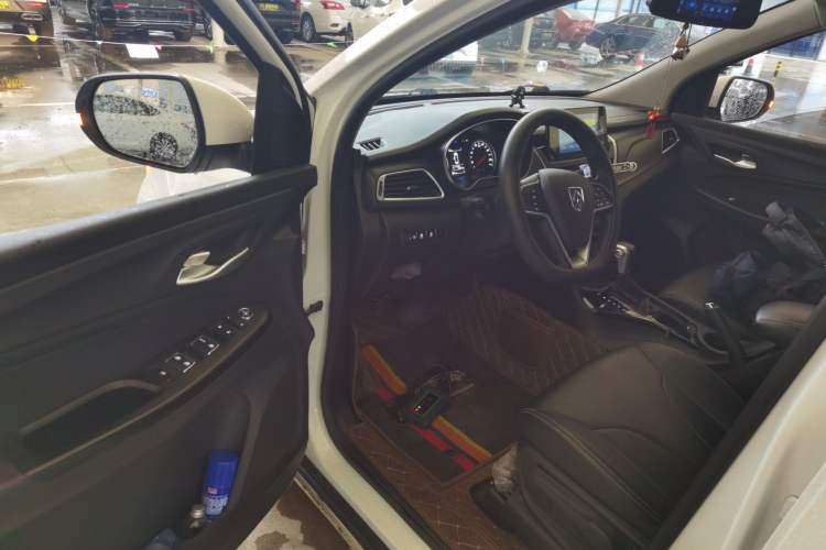 Used Baojun 730 2021 1.5T CVT Fashion Version 7 Seats Driver Seat