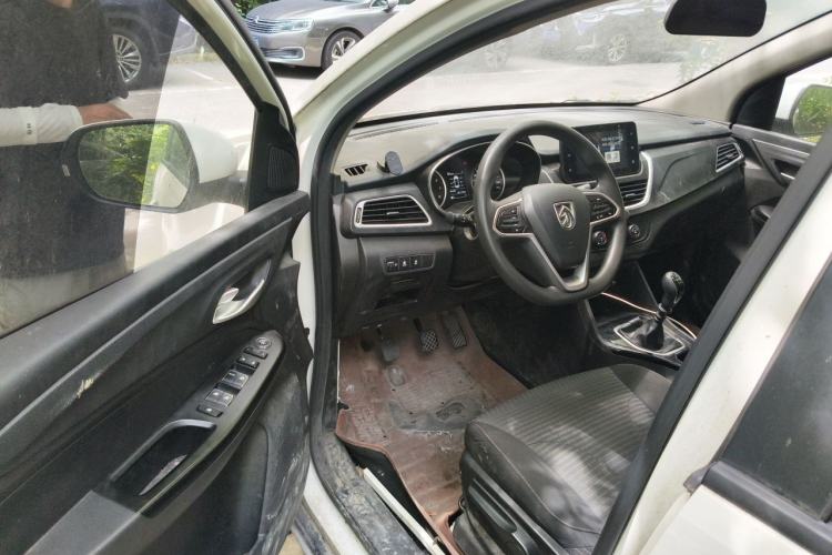 Used Baojun 730 2021 1.5L Manual Fashion Version 7 Seats Driver Seat