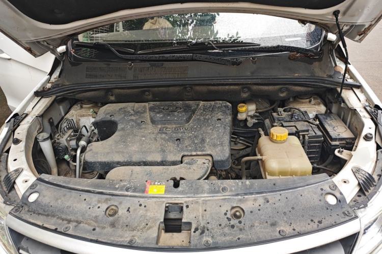 Used Baojun 730 2021 1.5L Manual Fashion Version 7 Seats Engine Bay