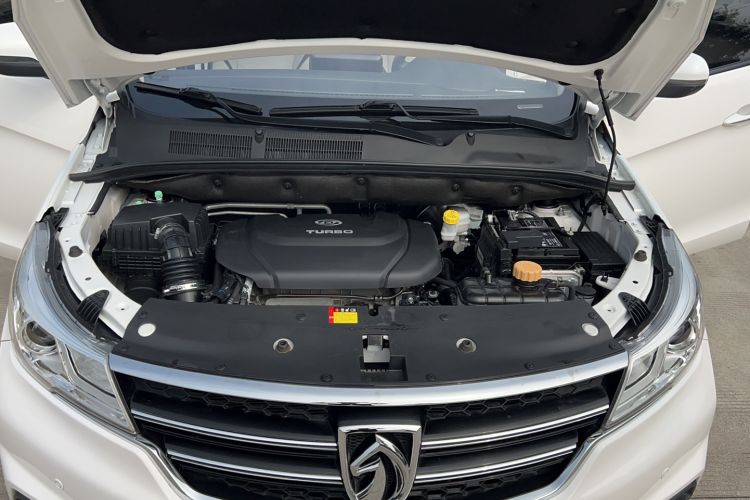 Used Baojun 730 2021 1.5T CVT Flagship Version 7 Seats Engine Bay
