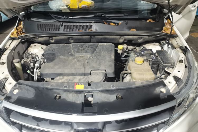 Used Baojun 730 2021 1.5L Manual Fashion Version 7 Seats Engine Bay