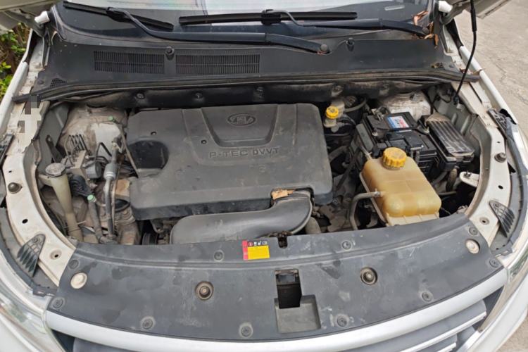 Used Baojun 730 2021 1.5L Manual Fashion Version 7 Seats Engine Bay