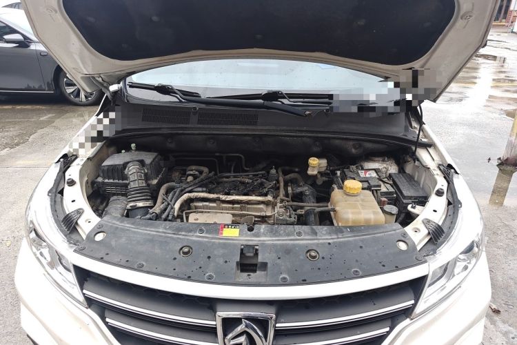 Used Baojun 730 2021 1.5T Manual Fashion Version 7 Seats Engine Bay