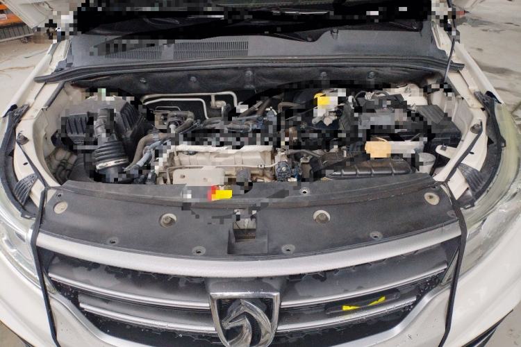 Used Baojun 730 2021 1.5T CVT Fashion Version 7 Seats Engine Bay