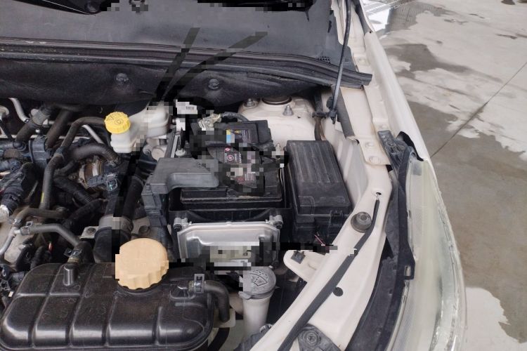 Used Baojun 730 2021 1.5T CVT Fashion Version 7 Seats Engine Bay Left