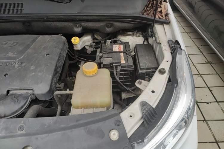 Used Baojun 730 2021 1.5L Manual Fashion Version 7 Seats Engine Bay Left