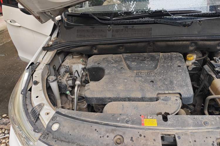 Used Baojun 730 2021 1.5L Manual Fashion Version 7 Seats Engine Bay Right