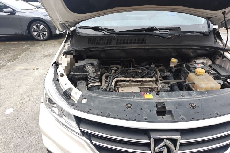 Used Baojun 730 2021 1.5T Manual Fashion Version 7 Seats Engine Bay Right