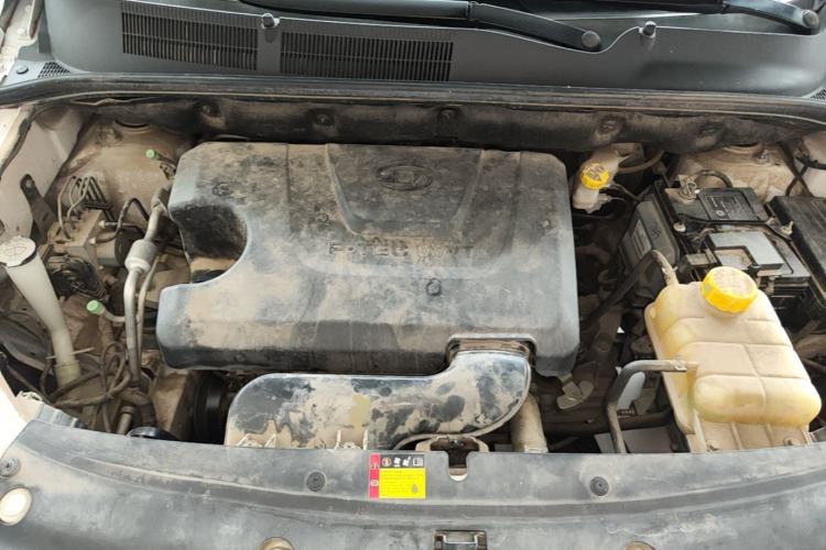 Used Baojun 730 2021 1.5L Manual Fashion Version 7 Seats Engine Bay