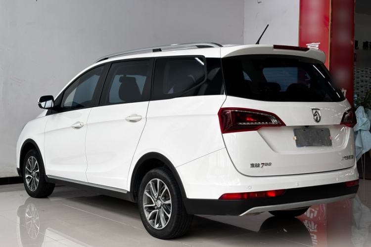 Used Baojun 730 2021 1.5L Manual Fashion Version 7 Seats Exterior 2