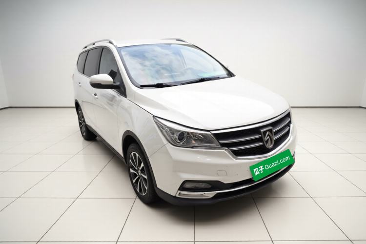 Used Baojun 730 2021 1.5L Manual Fashion Version 7 Seats Exterior 2