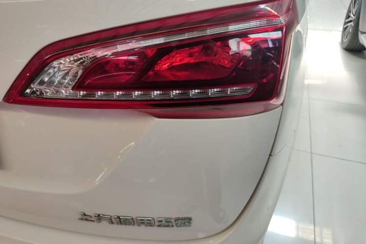 Used Baojun 730 2021 1.5T CVT Fashion Version 7 Seats Exterior 3