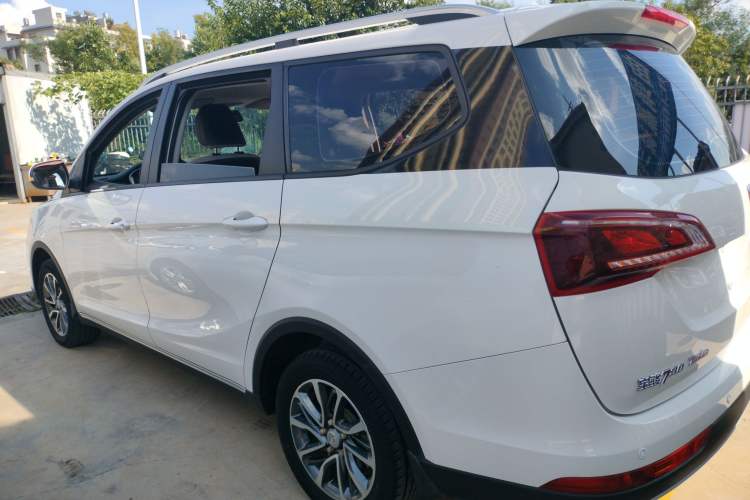 Used Baojun 730 2021 1.5T CVT Fashion Version 7 Seats Exterior 3