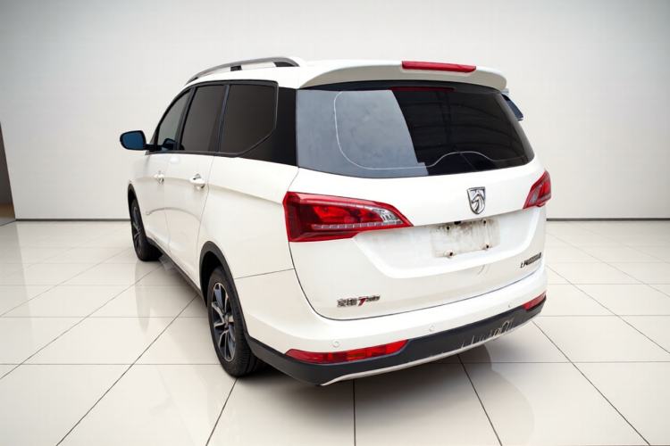 Used Baojun 730 2021 1.5L Manual Fashion Version 7 Seats Exterior 3