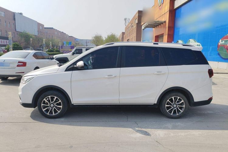 Used Baojun 730 2021 1.5T Manual Fashion Version 7 Seats Exterior 3