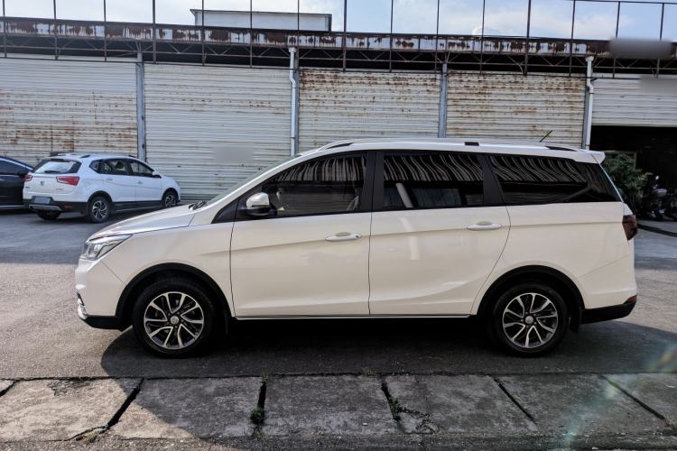 Used Baojun 730 2021 1.5T CVT Fashion Version 7 Seats Exterior 4
