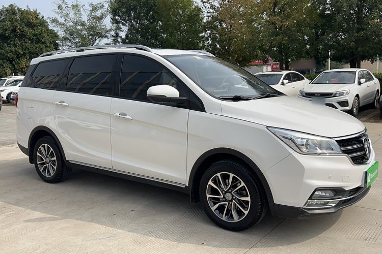 Used Baojun 730 2021 1.5T CVT Flagship Version 7 Seats Exterior 4