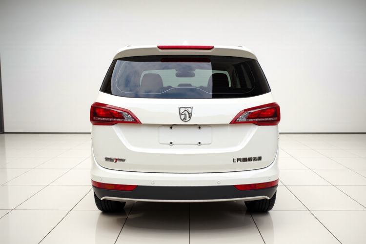 Used Baojun 730 2021 1.5L Manual Fashion Version 7 Seats Exterior 4