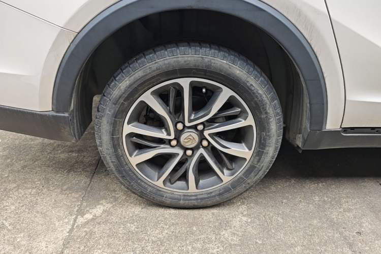 Used Baojun 730 2021 1.5T CVT Fashion Version 7 Seats Exterior 5