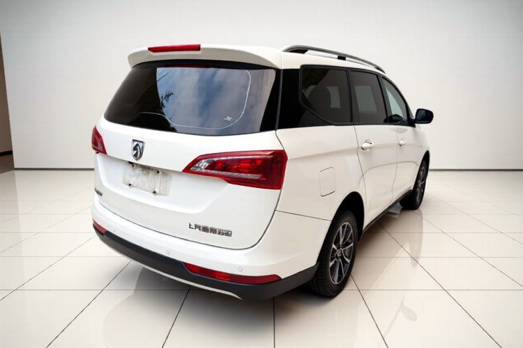 Used Baojun 730 2021 1.5L Manual Fashion Version 7 Seats Exterior 5