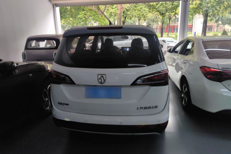 Used Baojun 730 2021 1.5L Manual Fashion Version 7 Seats Exterior 5