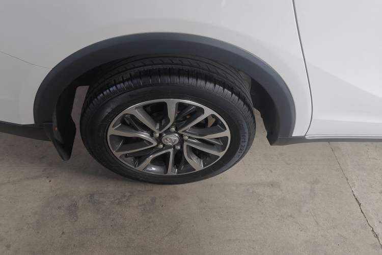 Used Baojun 730 2021 1.5T CVT Fashion Version 7 Seats Exterior 8