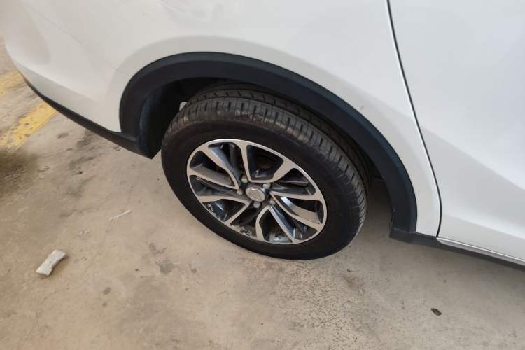 Used Baojun 730 2021 1.5T CVT Fashion Version 7 Seats Exterior 8