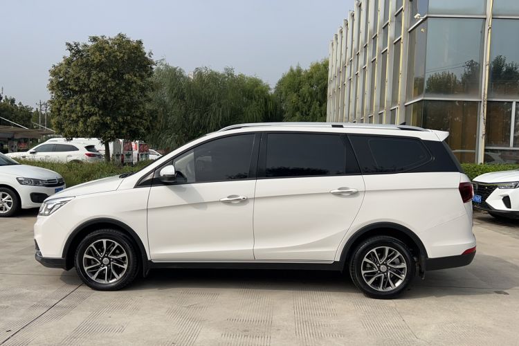 Used Baojun 730 2021 1.5T CVT Flagship Version 7 Seats Exterior 9