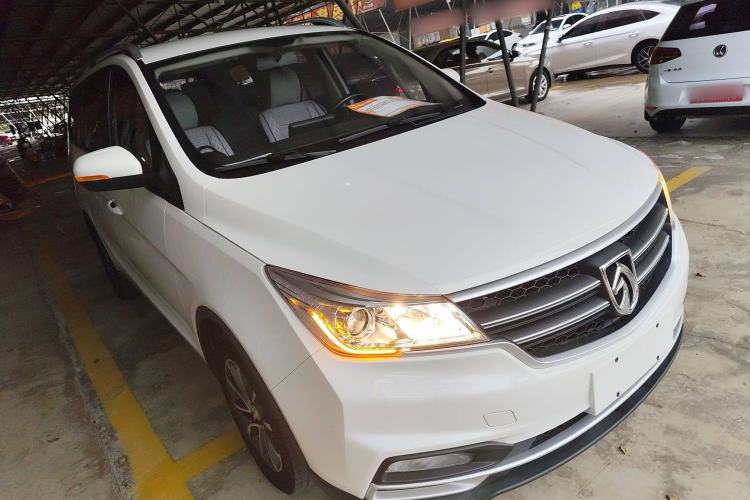 Used Baojun 730 2021 1.5L Manual Fashion Version 7 Seats Front Right 45 Deg