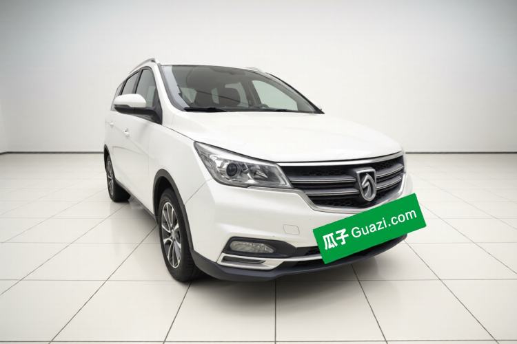 Used Baojun 730 2021 1.5L Manual Fashion Version 7 Seats Front Right 45 Deg