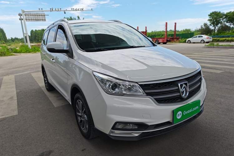 Used Baojun 730 2021 1.5L Manual Fashion Version 7 Seats Front Right 45 Deg