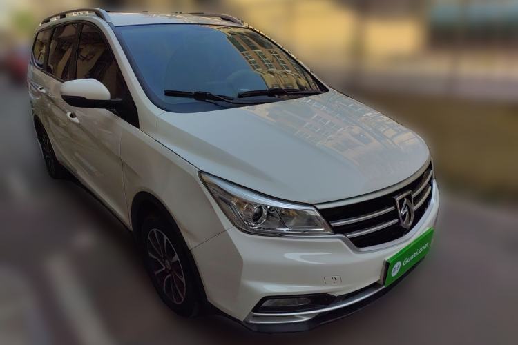 Used Baojun 730 2021 1.5L Manual Fashion Version 7 Seats Front Right 45 Deg