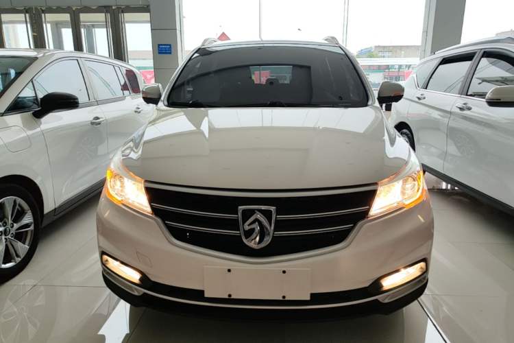 Used Baojun 730 2021 1.5L Manual Fashion Version 7 Seats Front