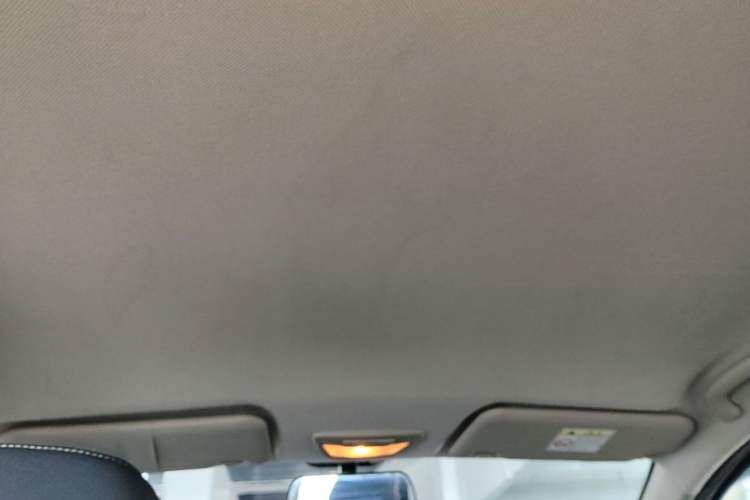 Used Baojun 730 2021 1.5L Manual Fashion Version 7 Seats Headliner