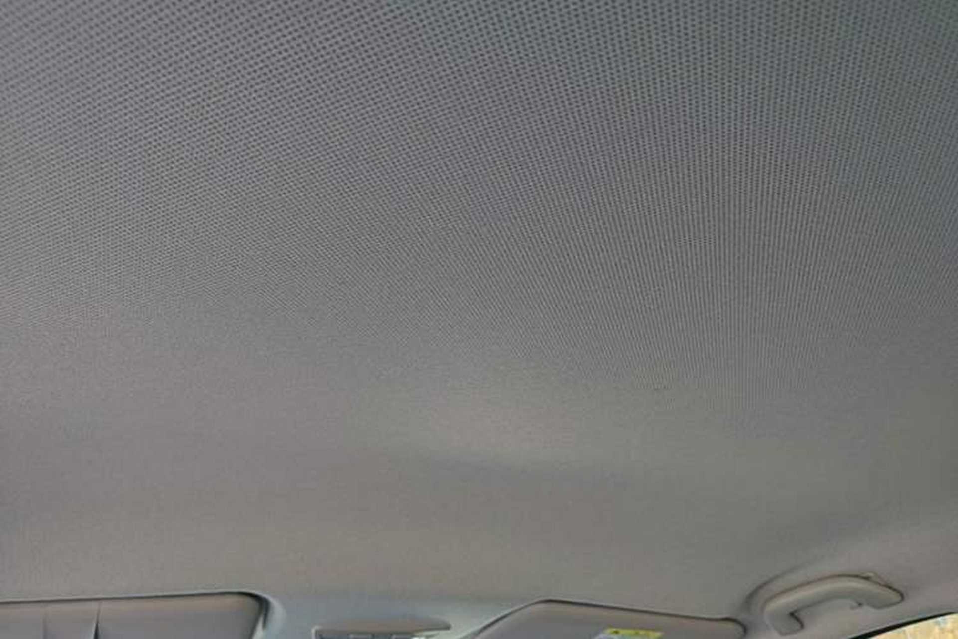 Used Baojun 730 2021 1.5L Manual Fashion Version 7 Seats Headliner