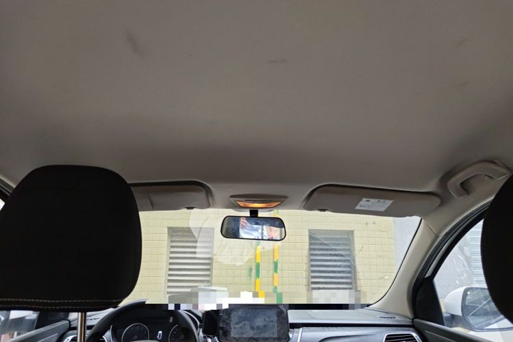 Used Baojun 730 2021 1.5T CVT Fashion Version 7 Seats Headliner