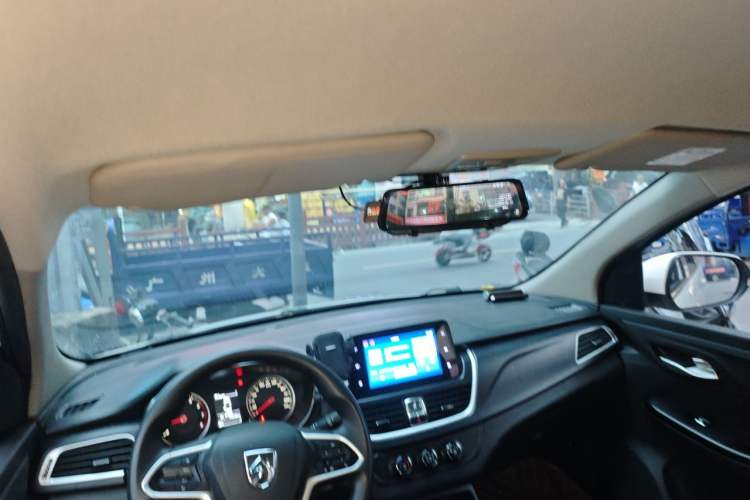 Used Baojun 730 2021 1.5T CVT Fashion Version 7 Seats Headliner