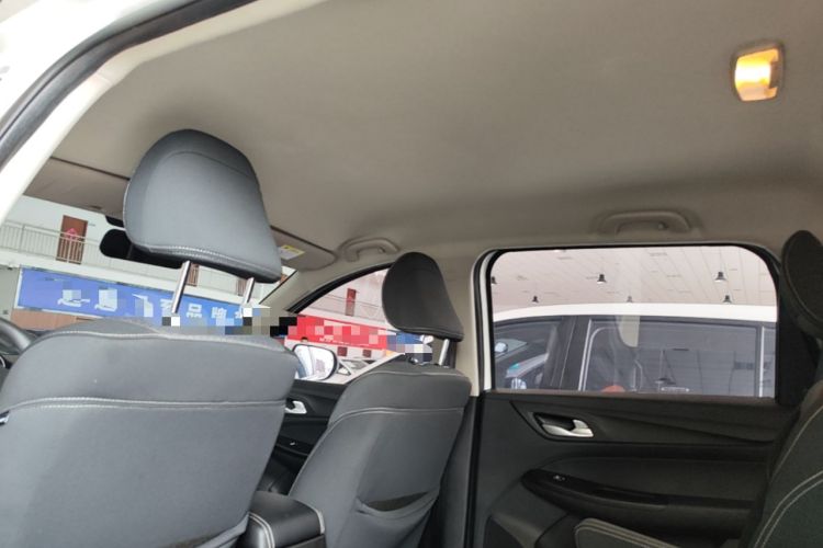 Used Baojun 730 2021 1.5L Manual Fashion Version 7 Seats Headliner