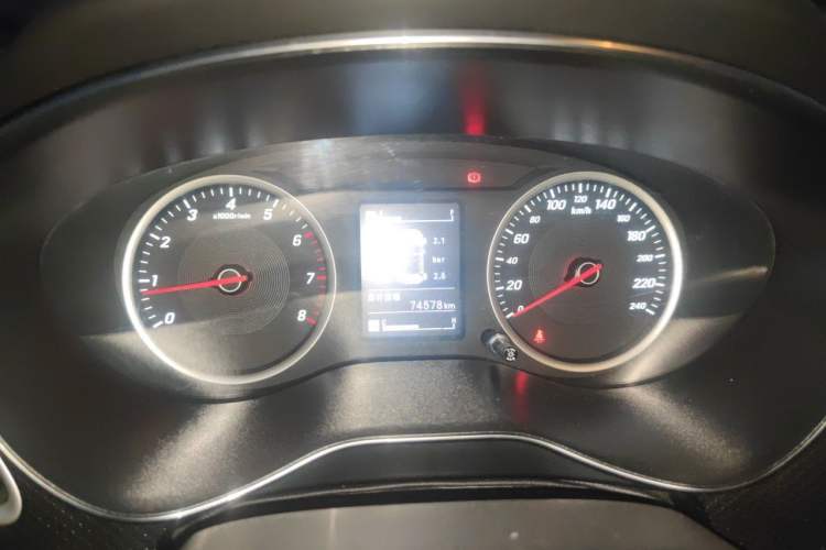 Used Baojun 730 2021 1.5L Manual Fashion Version 7 Seats Instrument Cluster