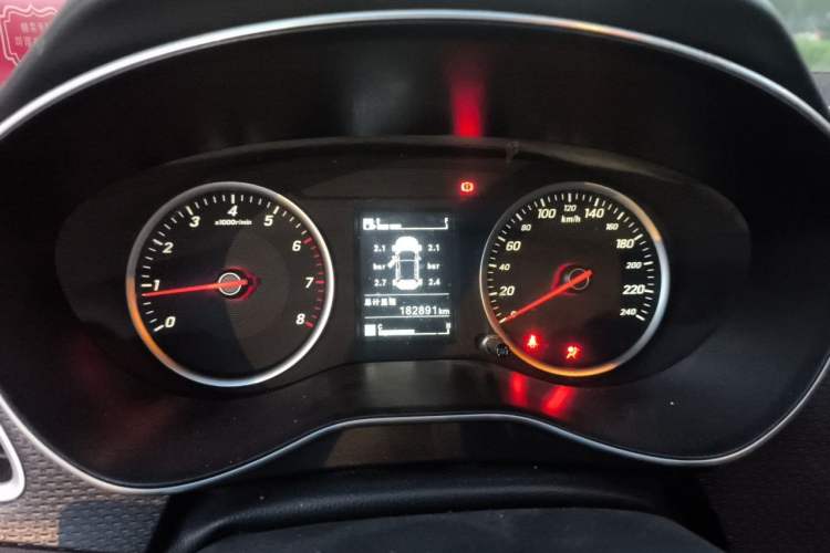 Used Baojun 730 2021 1.5L Manual Fashion Version 7 Seats Instrument Cluster