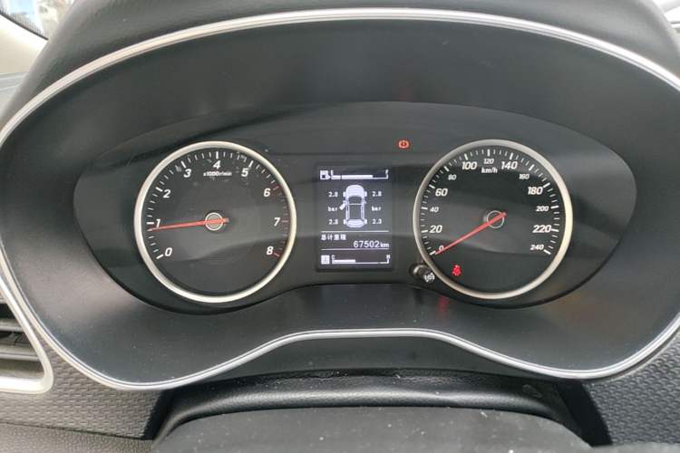 Used Baojun 730 2021 1.5L Manual Fashion Version 7 Seats Instrument Cluster
