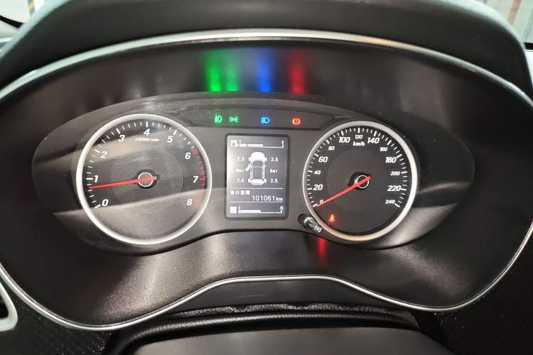 Used Baojun 730 2021 1.5L Manual Fashion Version 7 Seats Instrument Cluster