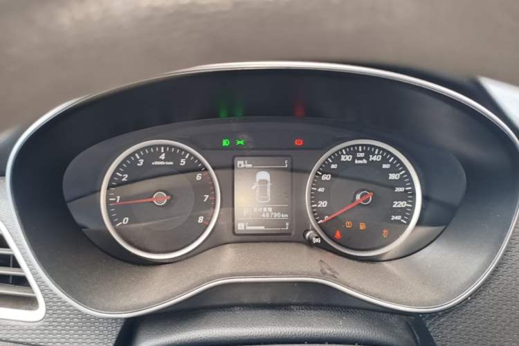Used Baojun 730 2021 1.5T CVT Fashion Version 7 Seats Instrument Cluster