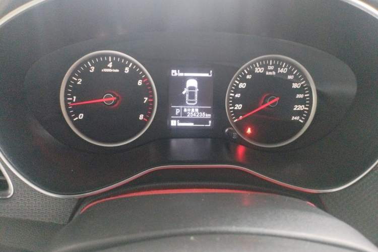 Used Baojun 730 2021 1.5T CVT Fashion Version 7 Seats Instrument Cluster